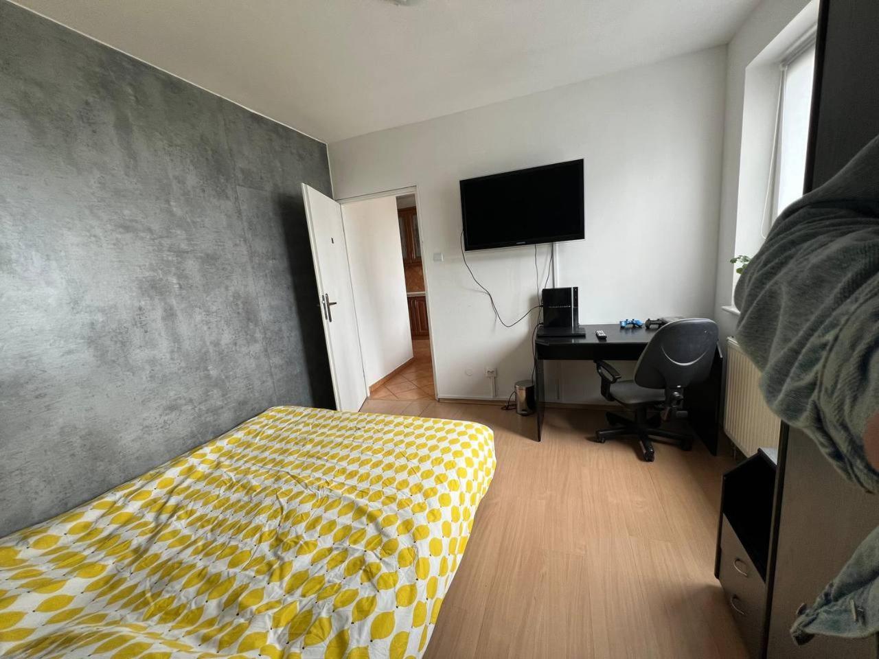 Hostel „U Sashka” Warschau Buitenkant foto