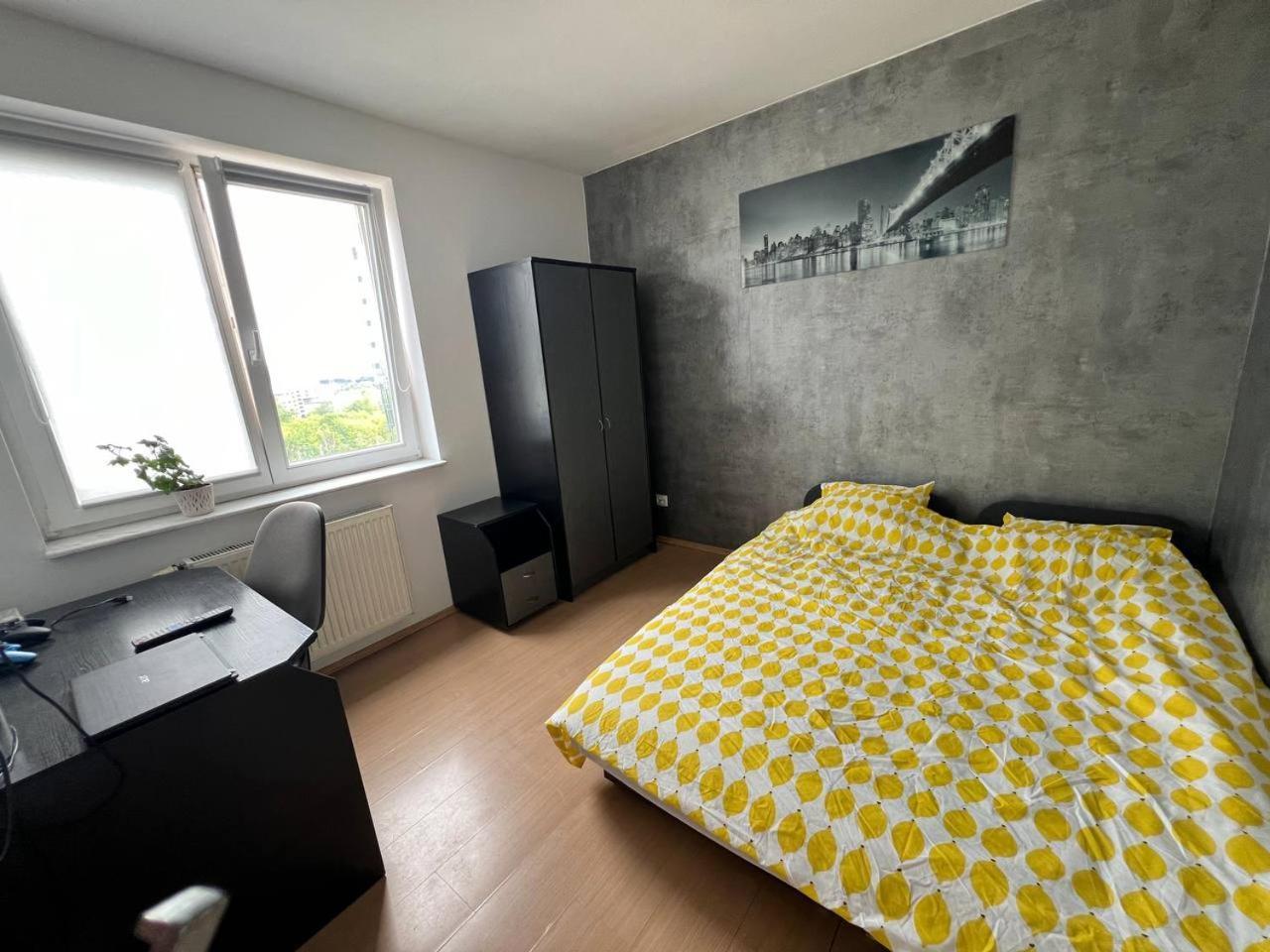 Hostel „U Sashka” Warschau Buitenkant foto